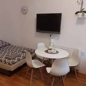  Kwatera prywatna Z Lazienka